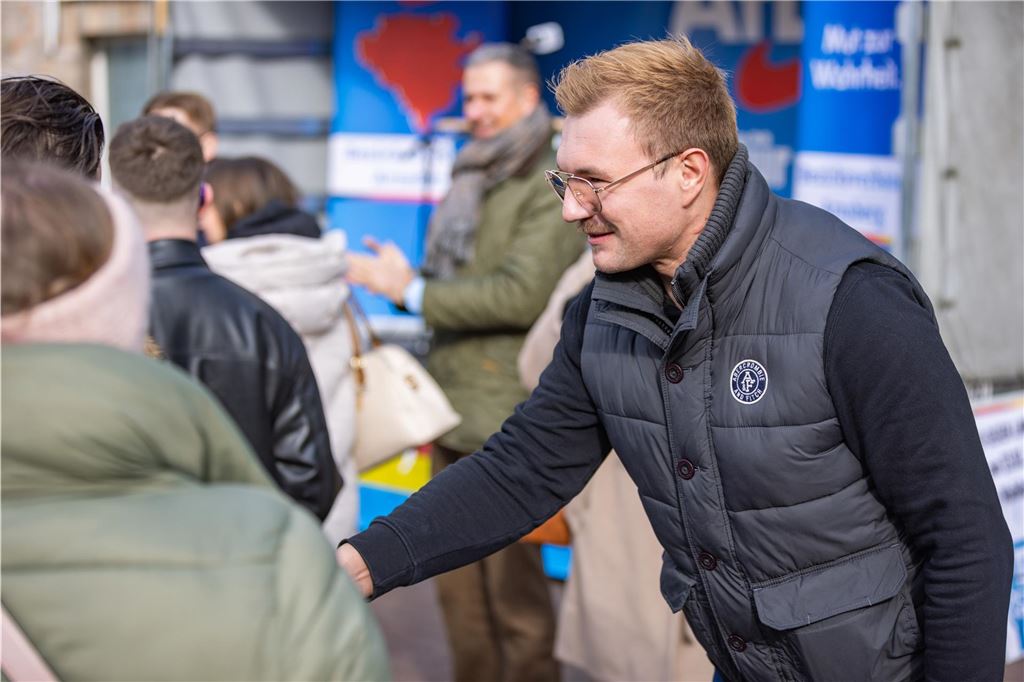 AfD-Kundgebung mit Gegendemo am 15.02.2025 in Unna