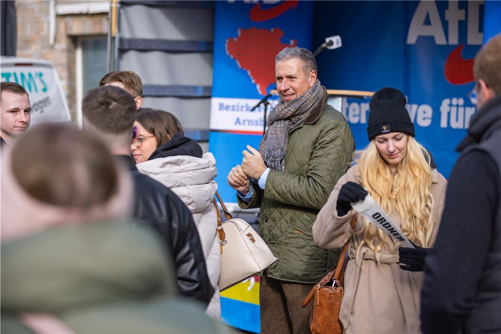 AfD-Kundgebung mit Gegendemo am 15.02.2025 in Unna