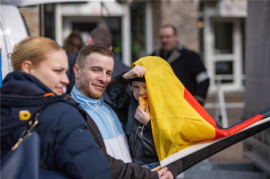 AfD-Kundgebung mit Gegendemo am 15.02.2025 in Unna