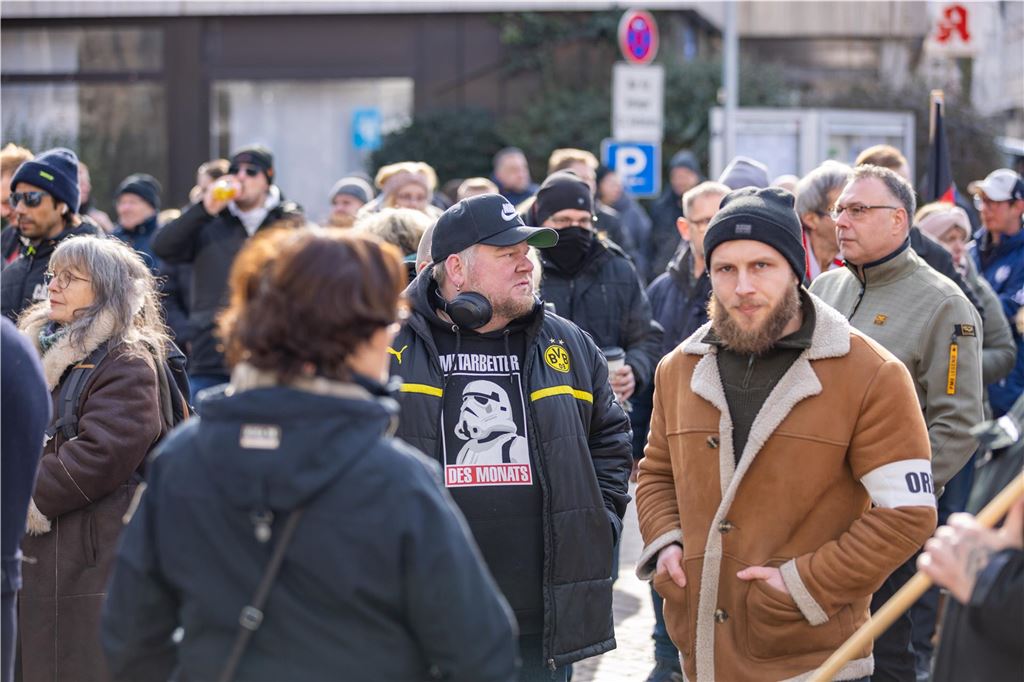 AfD-Kundgebung mit Gegendemo am 15.02.2025.
