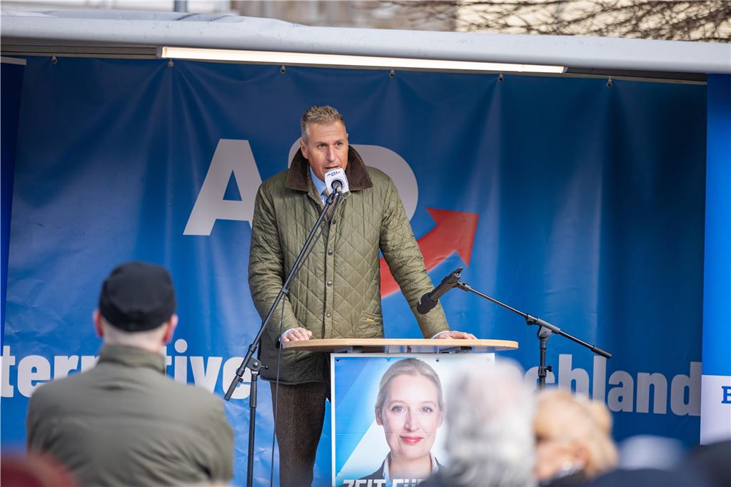 AfD-Kundgebung mit Gegendemo am 15.02.2025.