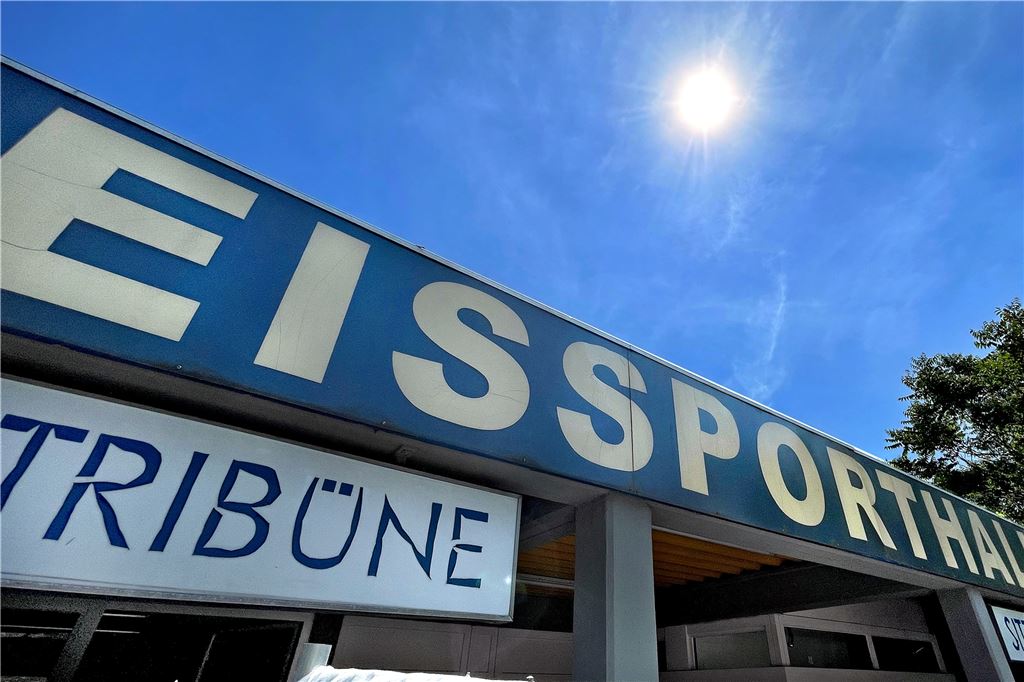 Stimmen zählen nicht, Worte schon: So steht Unnas Politik zur Eishalle Als „Ruine“ bezeichnen CDU, Bündnisgrüne und FDP die Eissporthalle in einer gemeinsamen Kampagne. Sie erklären stattdessen Unterstützung für einen neuen Freizeit- und Sportpark in Massen.