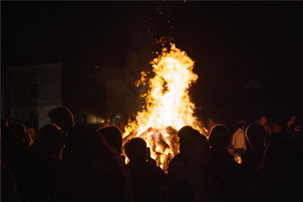 Osterfeuer Haus Opherdicke 2025