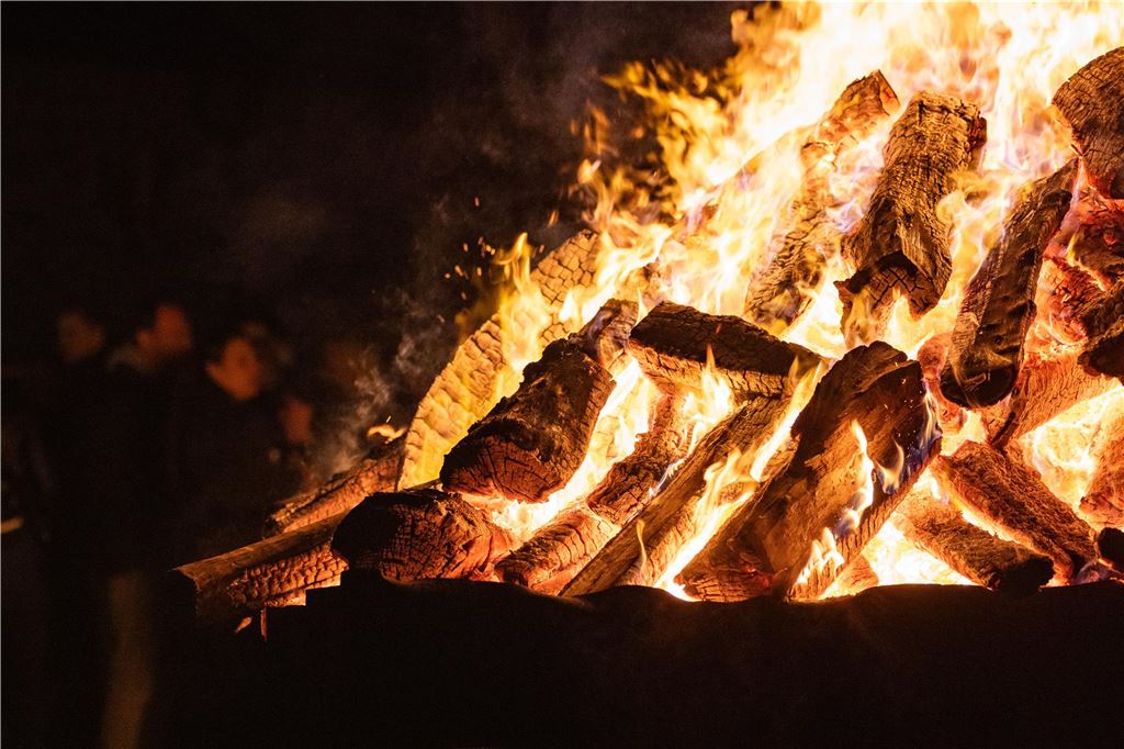 Osterfeuer Haus Opherdicke 2025