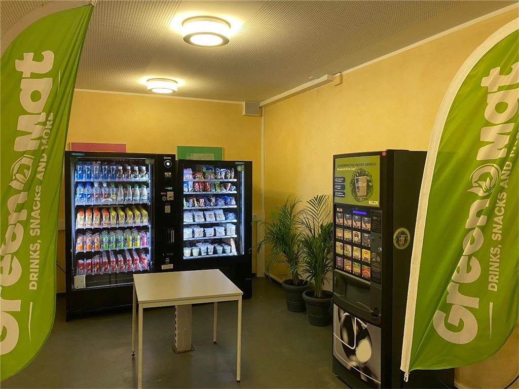 Start-up auf der Überholspur: „Greenomat“ versorgt auch Unternehmen Greenomaten im Märkischen Berufskolleg Unna