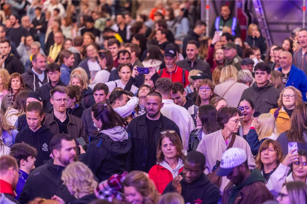 Party beim Stadtfest Dortbunt in der Dortmunder Innenstadt.