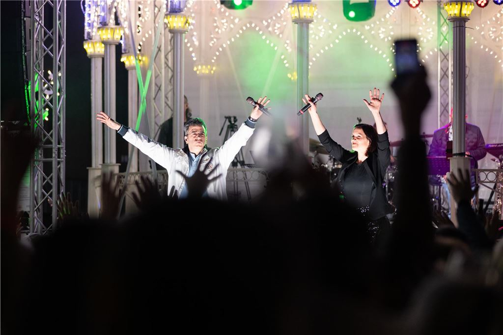 Musiker bei ihrem Auftritt auf der Festa Italiana in Unna am Samstagabend, 23. Mai 2023