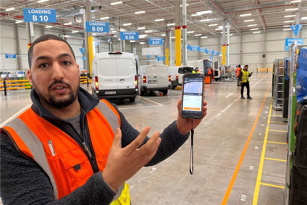 Amazon-Verteilzentrum: Spannende Einblicke und kritische Fragen