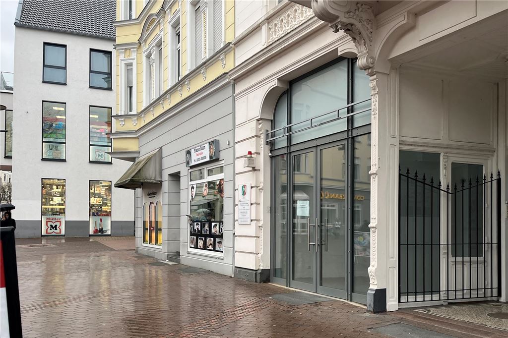 Leerstehendes Ladenlokal an der Bahnhofstraße