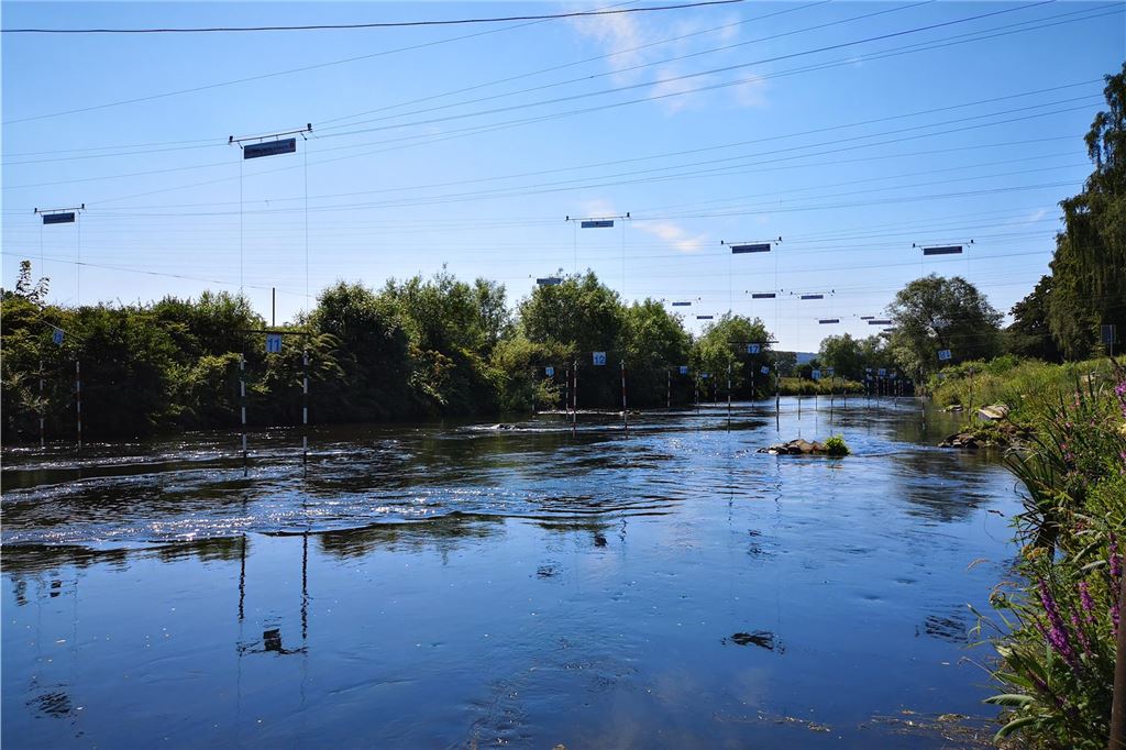 Heiße Tipps bei Hitze: Das sind die kühlsten Orte in der Ruhrstadt Kanu-Slalom an der Ruhr in Schwerte