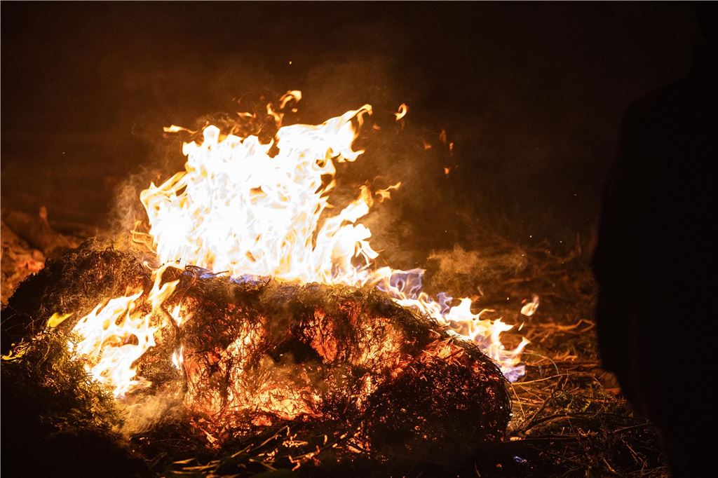 Osterfeuer Wasserturm Hengsen 2025