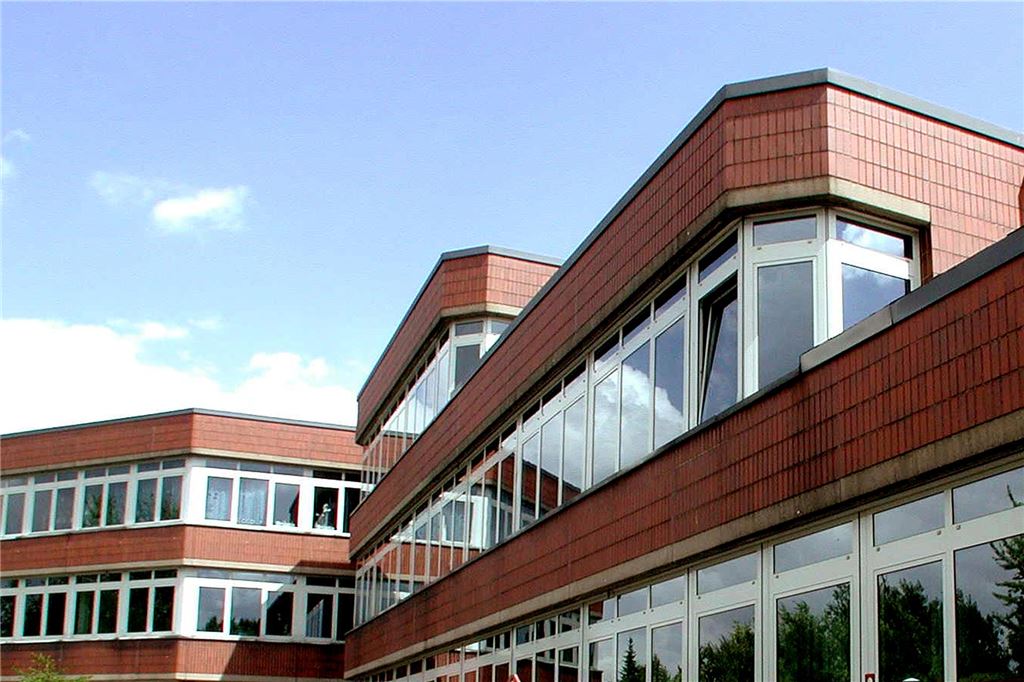 Schüler, Lehrer, Klassenstärke: Die zehn Schulen in Zahlen Außenansicht der Gesamtschule in Kamen