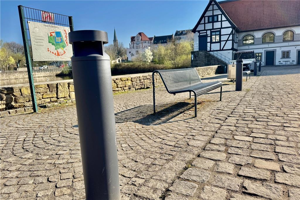 Bergmann-Biergarten vor Haus Rodenberg eröffnet am 9. April Eine Außenleuchte vor dem Haus Rodenberg.