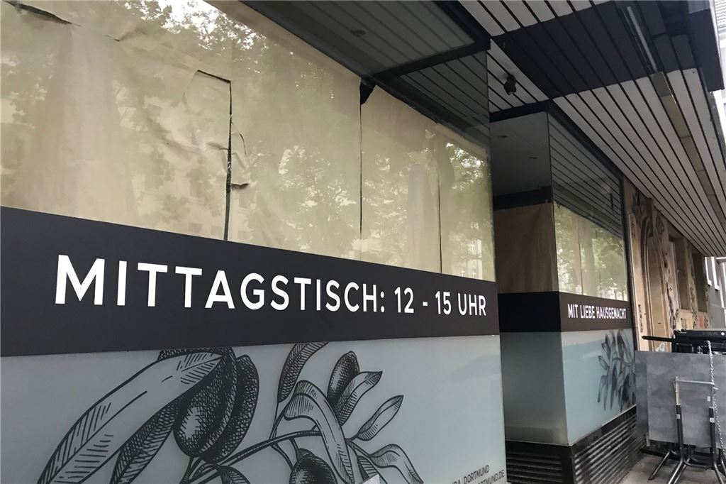 Nach Lennhof und Chuzo: Junger Koch eröffnet eigenes Lokal im Kreuzviertel Auch Mittagstisch gehört fest zum Angebot des "La Locanda". Der Name bedeutet übrigens "das Gasthaus".