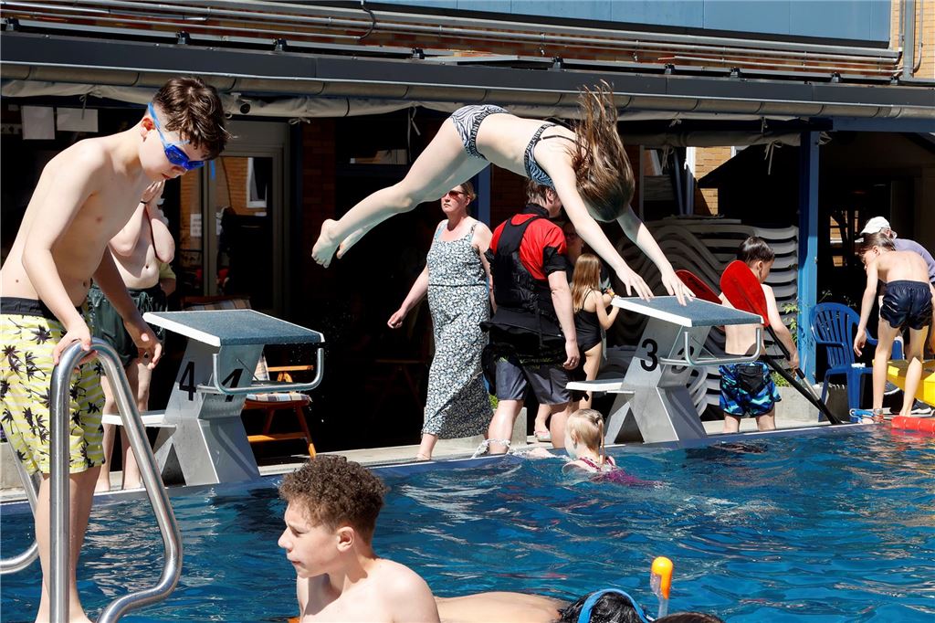 Anbaden Freibad Bornekamp 2025
