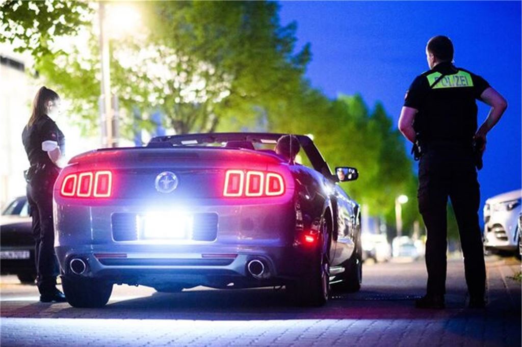 Treffen am „Car-Freitag“: Tunerin aus Selm warnt vor Generalverdacht Auto und Polizisten