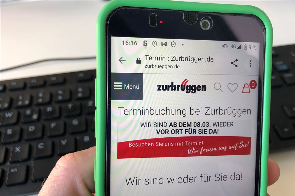 Von Ikea bis Zurbrüggen – so gibt es den Termin zum Möbelkauf Bei Zurbrüggen können Name und Wunschtermin auf der Internetseite in ein Formular eingegeben werden. Absenden – und das war es.