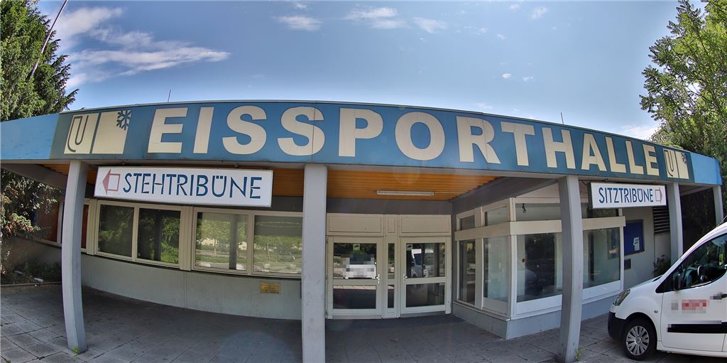 Wiedereröffnung der Eishalle braucht noch Zeit Wiedereröffnung der Eishalle braucht noch Zeit