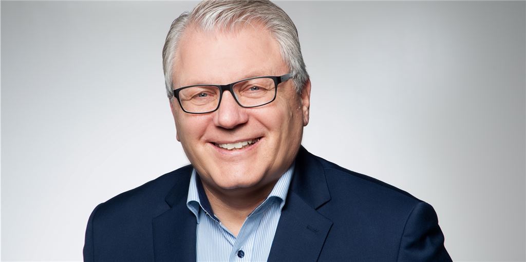 Frank Murmann jetzt doch Bürgermeisterkandidat in Unna – aber bei der FLU Und er kandidiert doch: Frank Murmann hat sich nach seinem Bruch mit der CDU bei der Freien Liste Unna eingeschrieben und will für sie bei der Bürgermeisterwahl antreten.
