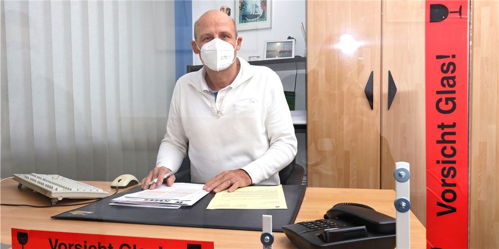 „Schwachsinn“: Holzwickeder Arzt klärt über Irrtümer zu Corona-Schnelltests auf Will Irrtümer über sogenannte Corona-Schnelltests aus dem Weg räumen: Der Holzwickeder Hausarzt Dr. Frank Robben.