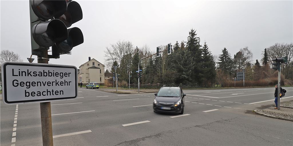 Folge der Corona-Krise: So wenig Verkehrsunfälle wie seit fünf Jahren nicht mehr Wenn die Straßen leer sind, dann ist auch die Unfallgefahr geringer: 2020 waren durch den Lockdown deutlich weniger Autos als sonst auf den Straßen im Kreisgebiet unterwegs, wie hier auf der B1 in Unna.