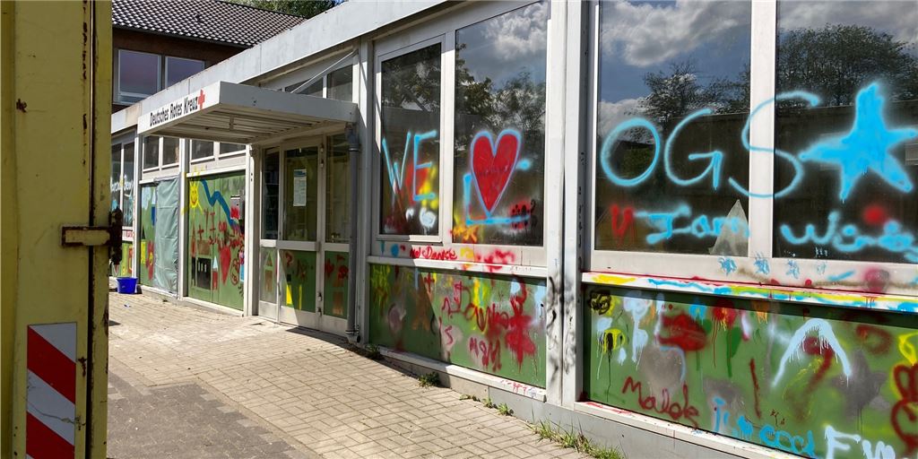 DRK-Gebäude an der Dudenroth-Schule Holzwickede wird abgerissen DRK-Gebäude an der Dudenroth-Schule Holzwickede wird abgerissen