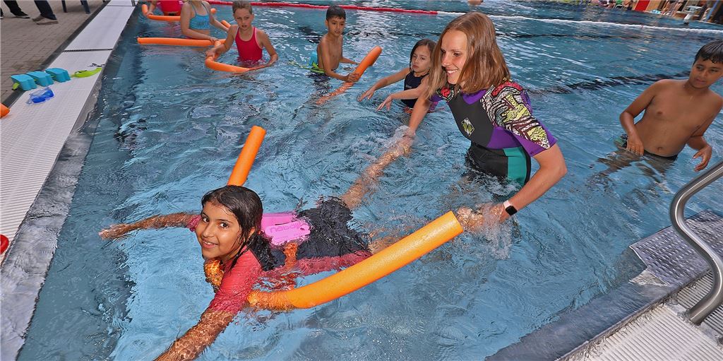 Ferien-Schwimmkurse der Bürgerstiftung Unna werden überrannt Ferien-Schwimmkurse der Bürgerstiftung Unna werden überrannt