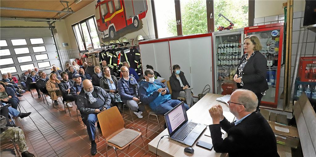 Hitzige Diskussion um Baupläne: Zabel-Grundstück spaltet das Dorf Hitzige Diskussion um Baupläne: Zabel-Grundstück spaltet das Dorf