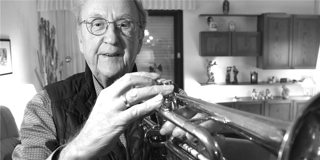 Friedhelm Schmidt – der Mann an der Trompete für ein Leben in Harmonie Friedhelm Schmidt führte über Jahrzehnte den Kamener Posaunenchor.