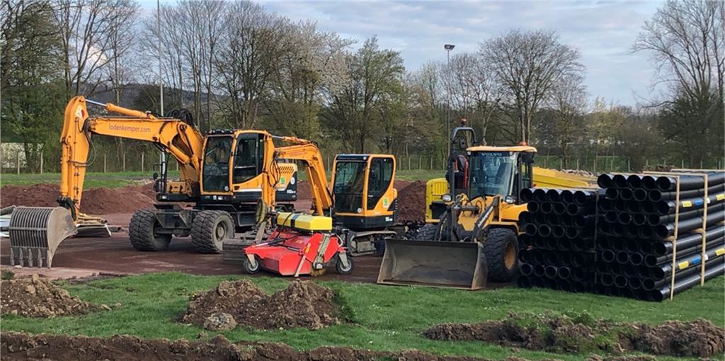 Andreas Wette (FDP): „Sanieren ist gut – aber nicht die Luxus-Variante“ Die Bauarbeiten am neuen Sportpark Ruhr in Fröndenberg hatten im April dieses Jahres begonnen.