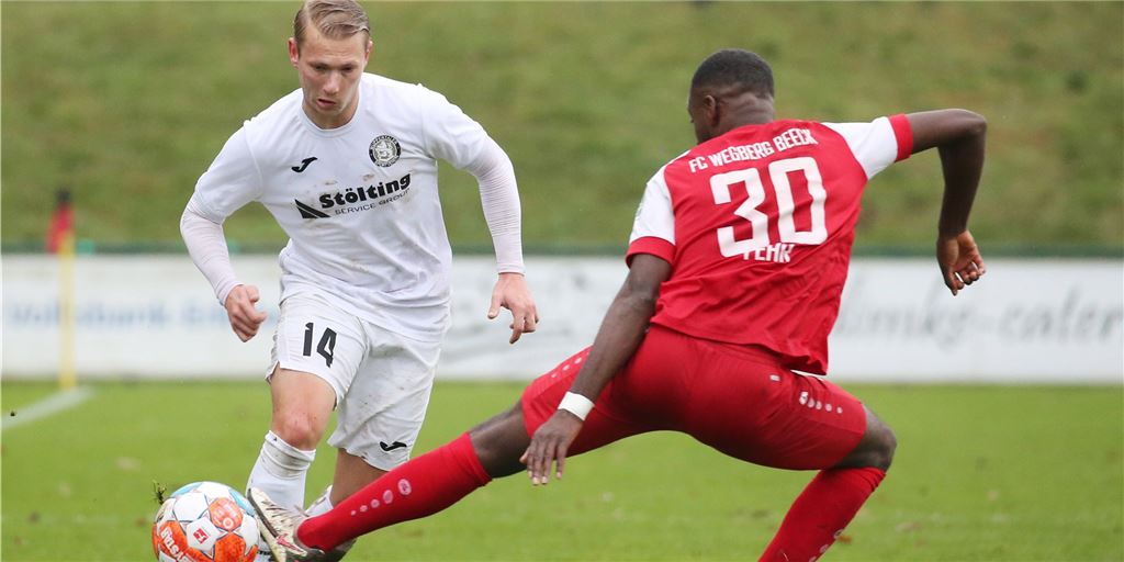 Philipp Hanke macht Plechaty im Aufstiegskampf Konkurrenz: „Da hat keiner mit gerechnet“ Philipp Hanke (l.) ist im Sommer vom TSV Steinbach zum Wuppertaler SV gewechselt.