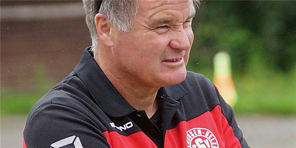 Bezirksliga-Zoff: Warum gibt der SSV Mühlhausen Spieler nicht an Königsborn frei, Ralf Mäkler? Der Sportliche Leiter des SSV Mühlhausen: Ralf Mäkler ärgert sich über die Abmeldungen von zwei Spielern, die nach Königsborn wechseln wollen. „Da der Trainerwechsel im Wesentlichen von der Mannschaft forciert war, haben wir um so weniger damit gerechnet. Dadurch sind wir im festen Glauben gewesen, dass keine Abmeldungen mehr eingehen“, sagte er.