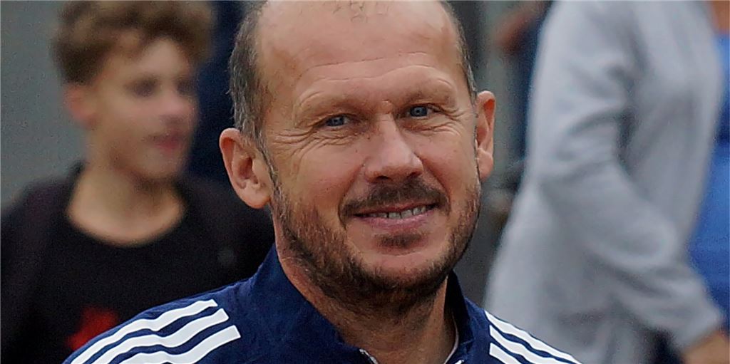 Holzwickeder SC holt einen Abwehrspieler, der eine schwarze Oberliga-Bilanz aufweist HSC-Coach Marc Woller bekommt einen neuen Spieler in seinen Kader.
