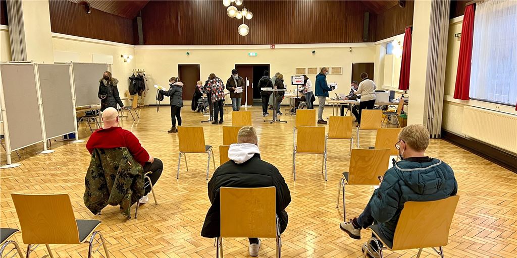 Warum der Impfbus die lokale Impfstelle nicht ersetzen kann Der letzte Impftag in der Rausinger Halle war am Mittwoch. Nach dem Ende der lokalen Impfstelle stellt sich die Frage, ob der Kreis Unna ein anderes Angebot wieder aufleben lässt, um Menschen direkt im Ort zu erreichen.