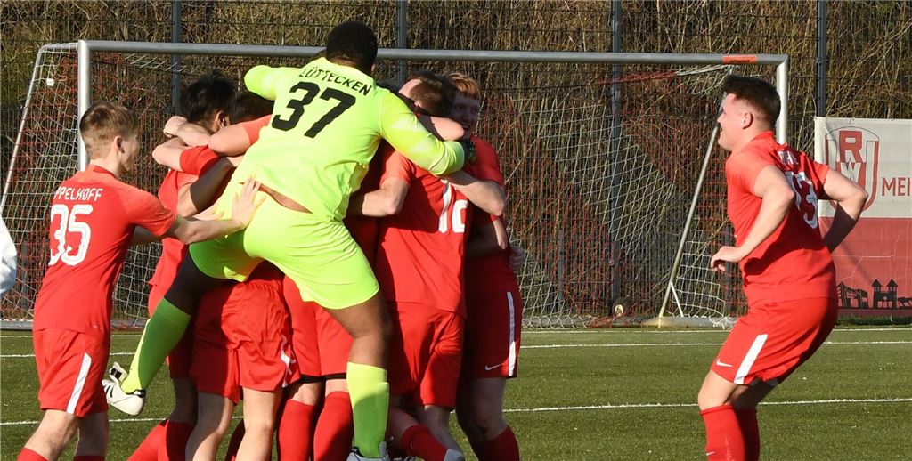 RW Unna hat einen neuen Trainer gefunden - in der Kreisliga bestens bekannt Hier jubelt RW Unna über einen Treffer von Mansour Jousofi. Der Traditionsverein hat aber auch einen neuen Trainer für die kommende Saison gefunden.