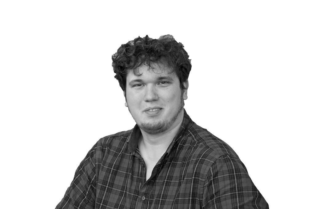 Rauchverbot auf Veranstaltungen: Die Doppelmoral mit den Drogen Das Bild zeigt Redakteur Maximilian Zienau.