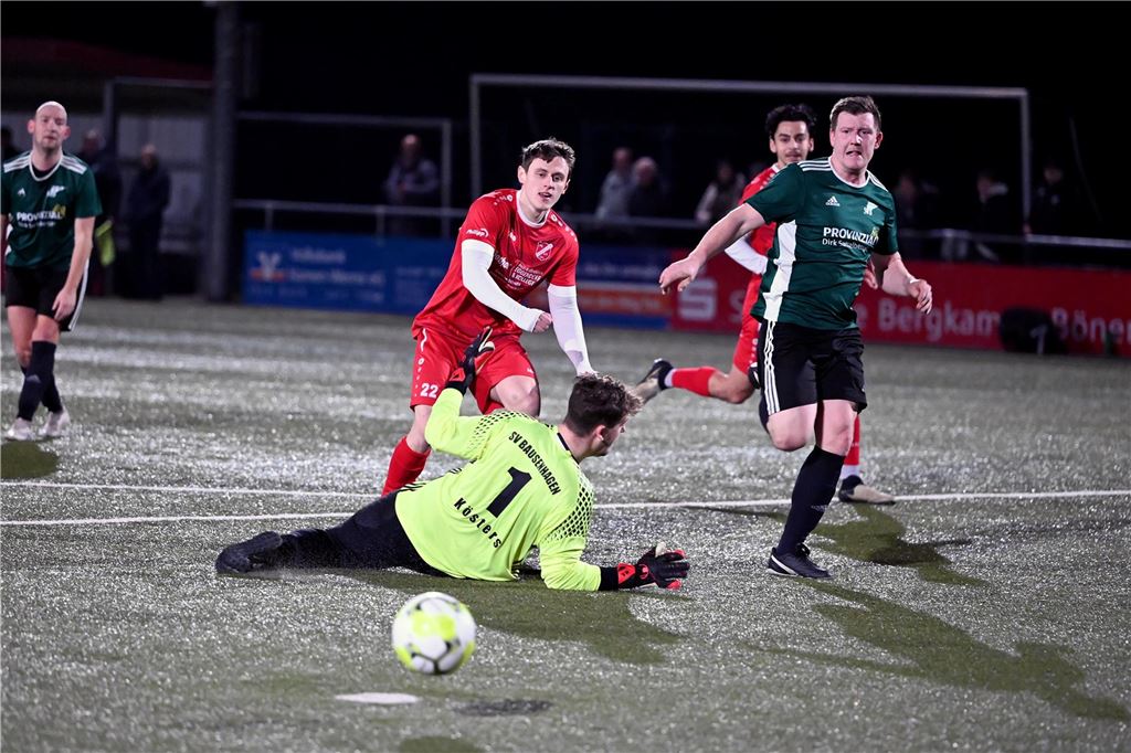 Viele Fotos: FC Overberge lässt Chancen liegen
