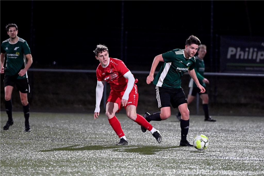 Viele Fotos: FC Overberge lässt Chancen liegen