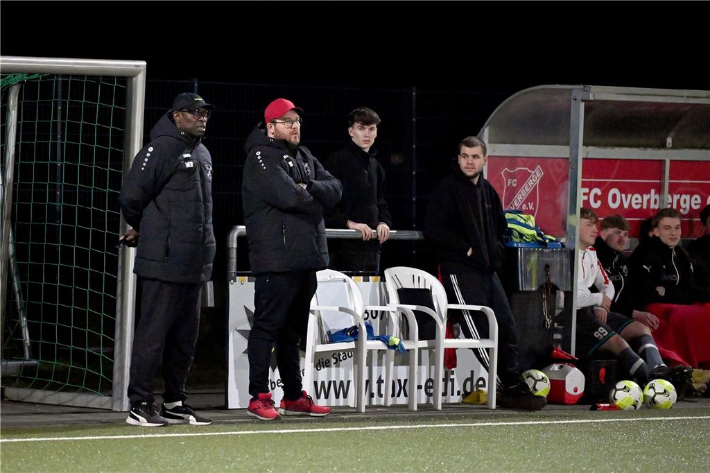 Viele Fotos: FC Overberge lässt Chancen liegen