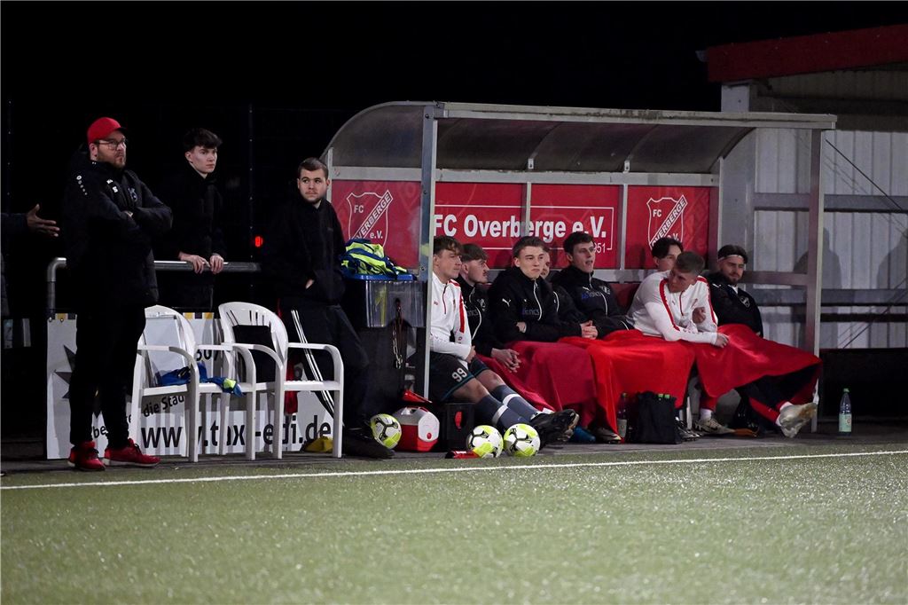 Viele Fotos: FC Overberge lässt Chancen liegen