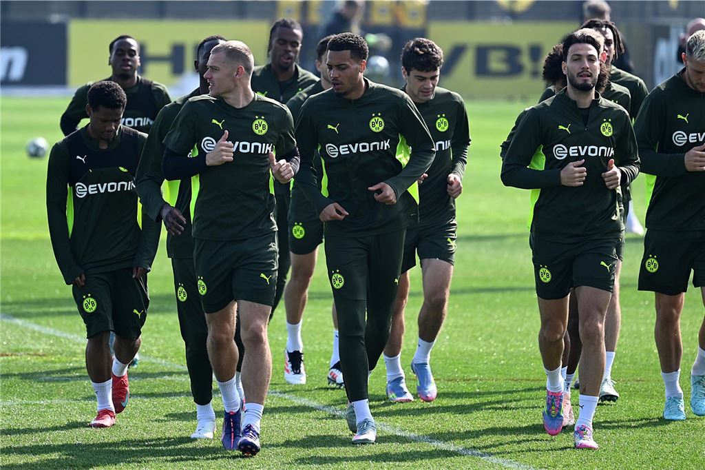 BVB-Training vor Barcelona-Rückspiel: Überraschender Motivationsbesuch – Stammspieler fehlt