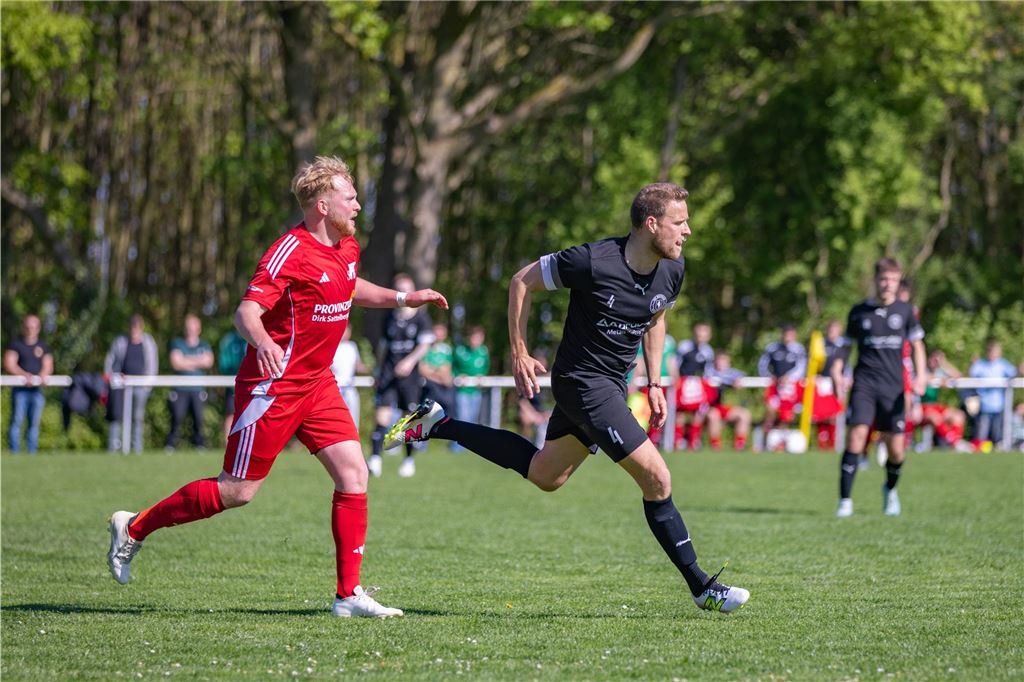 Westfalia Wethmar müht sich zum 2:1 in Bausenhagen: Viele Fotos vom Spiel
