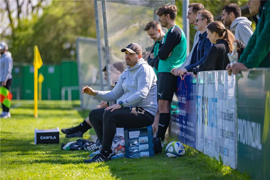 Westfalia Wethmar müht sich zum 2:1 in Bausenhagen: Viele Fotos vom Spiel