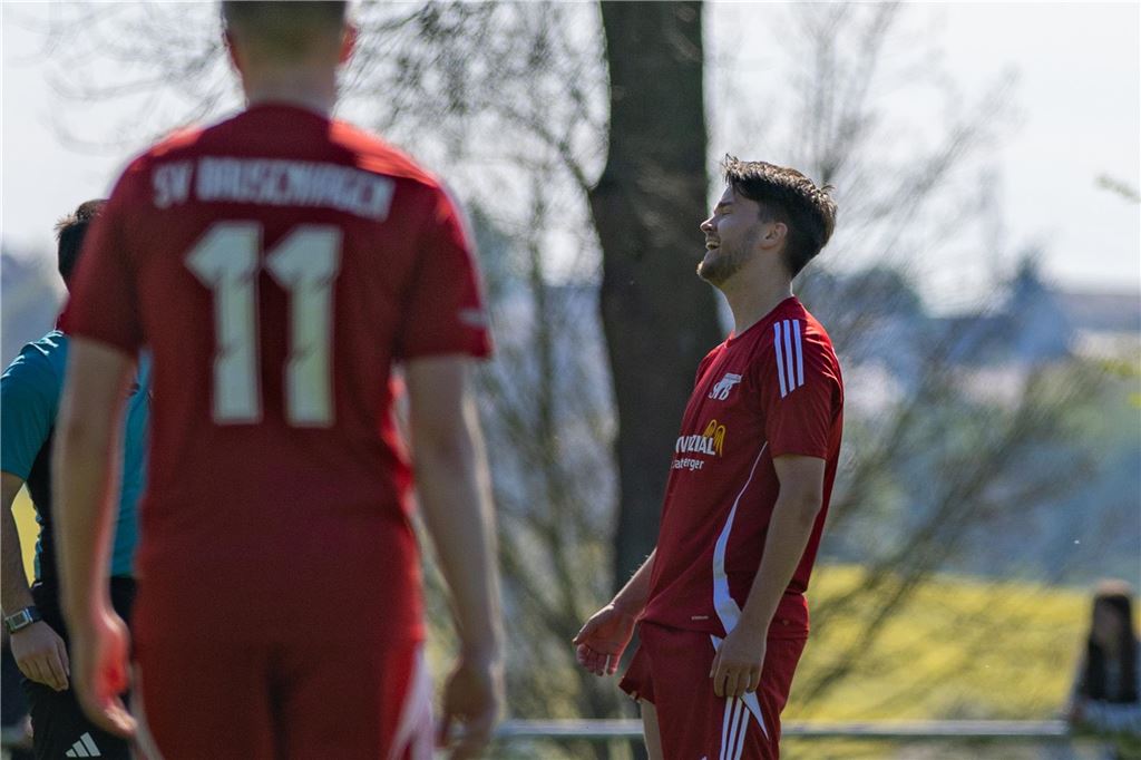 Westfalia Wethmar müht sich zum 2:1 in Bausenhagen: Viele Fotos vom Spiel