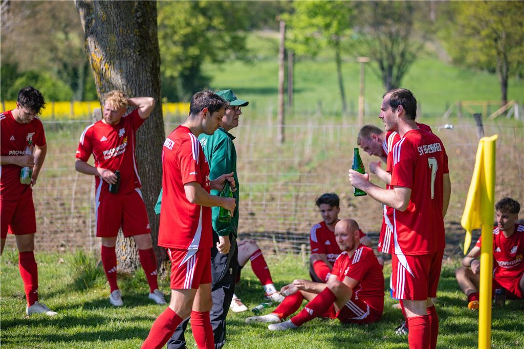 Westfalia Wethmar müht sich zum 2:1 in Bausenhagen: Viele Fotos vom Spiel