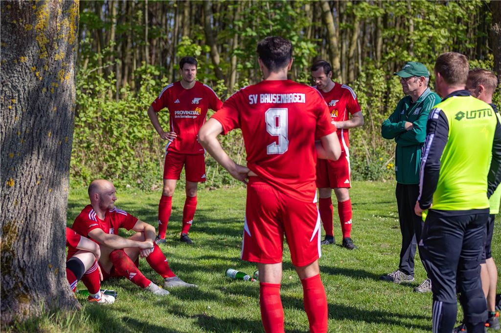 Westfalia Wethmar müht sich zum 2:1 in Bausenhagen: Viele Fotos vom Spiel