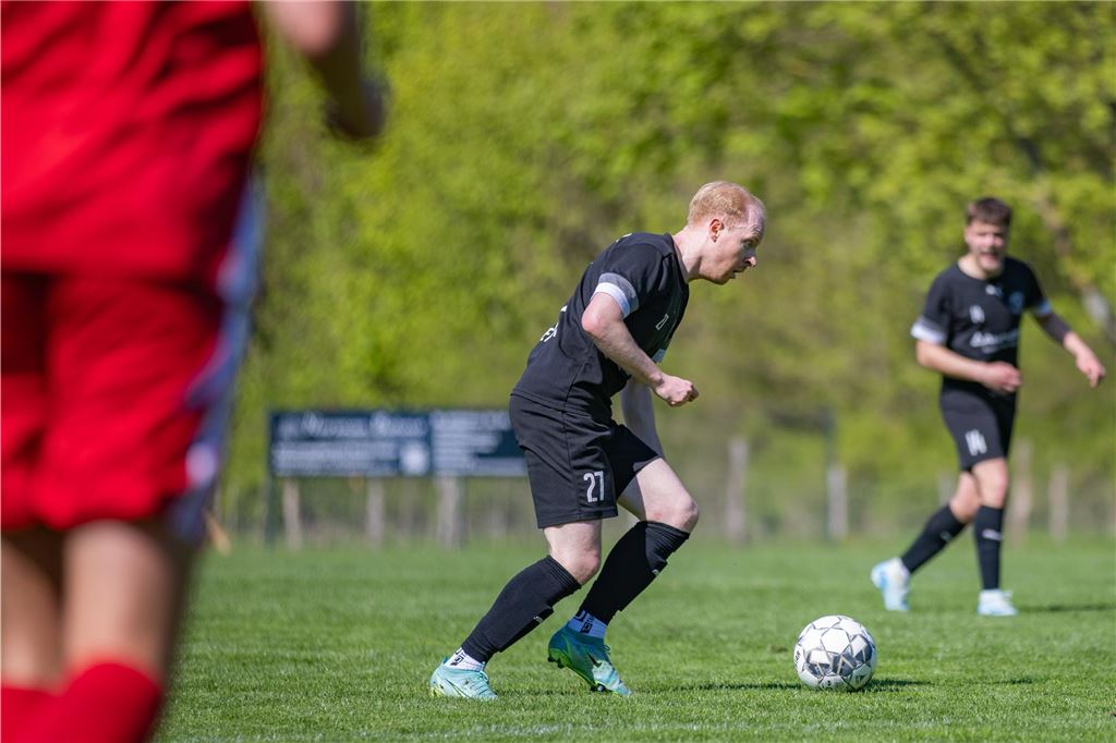 Westfalia Wethmar müht sich zum 2:1 in Bausenhagen: Viele Fotos vom Spiel