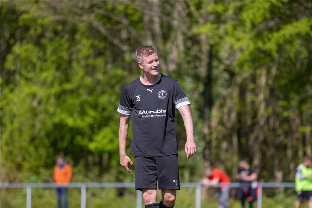 Westfalia Wethmar müht sich zum 2:1 in Bausenhagen: Viele Fotos vom Spiel