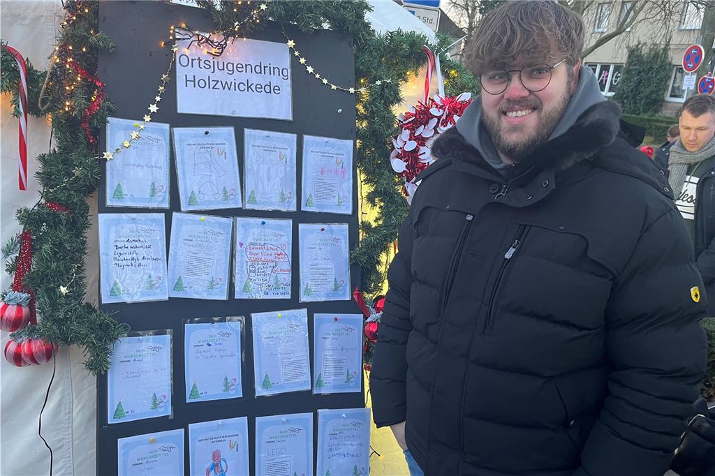 Viele Menschen besuchten den 36. Holzwickeder Weihnachtsmarkt.