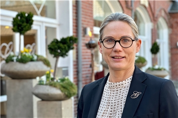 Birte Schneider von Bestattungen Groß thematisiert die Frage nach der Kondolenzanschrift auch in den Beratungsgesprächen nach Trauerfällen.